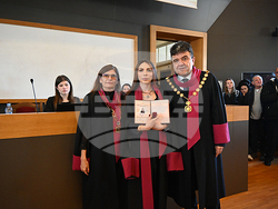 Общо 350 магистри и бакалаври от випуска за 2024 г. на Факултета по математика и информатика на СУ получиха дипломите си за висше образование. Снимка: Софийски университет "Св. Климент Охридски"