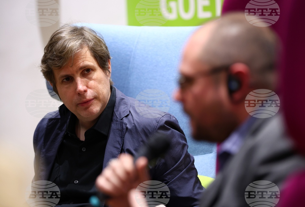 Даниел Келман за новия си роман: Исках да разкажа за ежедневните компромиси в Третия райх, не за чудовищните престъпления