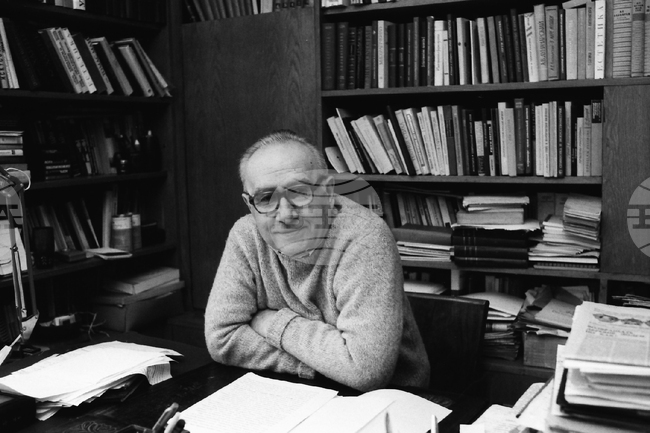 Проф. Пенчо Данчев - литературен критик