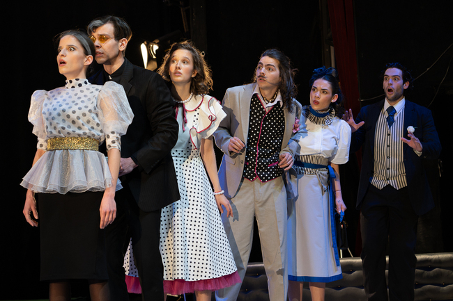 Студенти от НАТФИЗ представят „Колко е важно да бъдеш сериозен“ от Оскар Уайлд