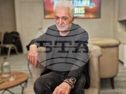 Част от артистите в мюзикъла „Парижката Света Богородица“, снимка – Даниел Димитров/БТА