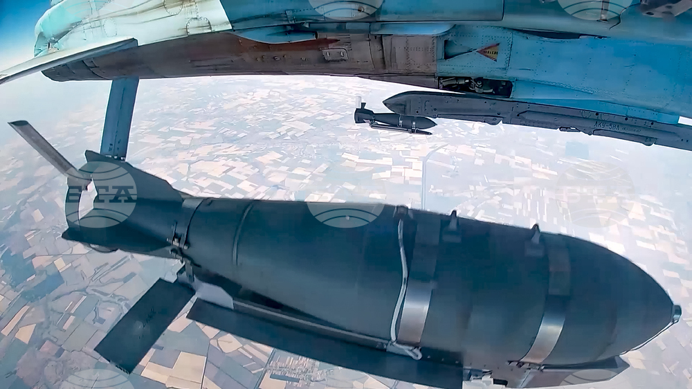 При руски въздушен удар по автогара в украинския град Запорожие бяха ранени най-малко 19 души