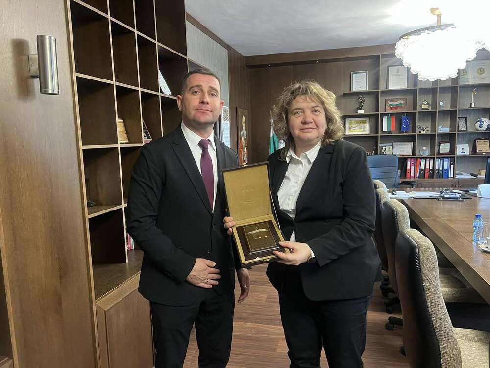 National Assembly Chair Kiselova Confers with Samokov Mayor Dzhorgov