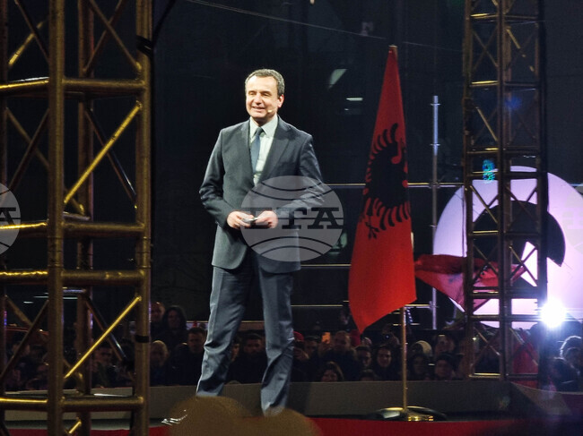 Партията на досегашния премиер Албин Курти води според първите екзитполове на парламентарните избори в Косово 