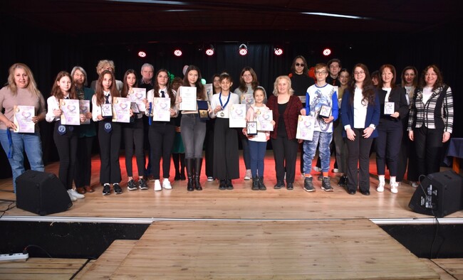 Във Варна отличиха лауреатите от 28-ото издание на Националния литературен конкурс „Любовта в нас“