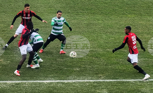 Черно море загуби от Локомотив Пловдив и прекъсна серията си от 28 поредни мача без загуба като домакин