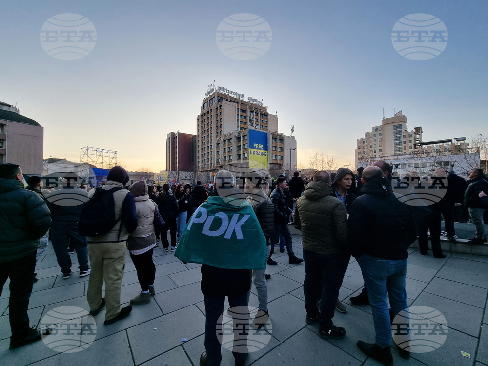 Основната опозиционна партия в Косово е готова да състави правителство при евентуален провал на победителя Албин Курти