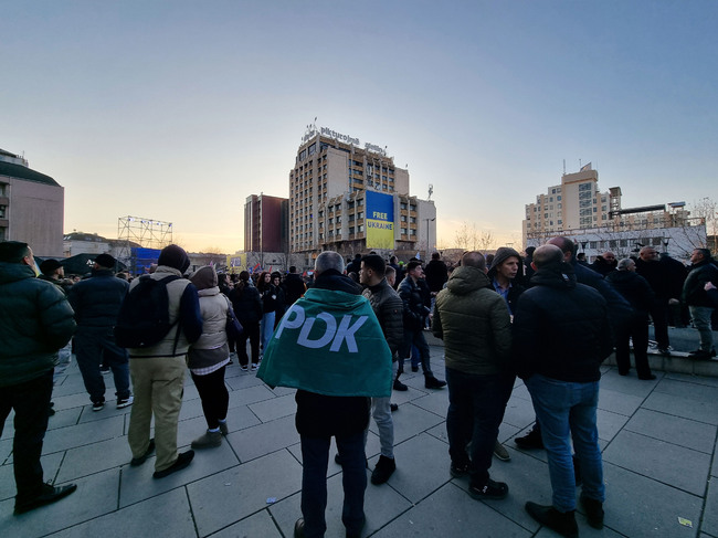 Основната опозиционна партия в Косово е готова да състави правителство при евентуален провал на победителя Албин Курти