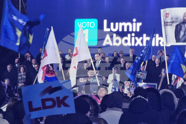 Косово - парламентарни избори - митинги - опозиция