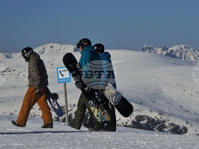 Excellent Mountain Hiking Conditions on Saturday