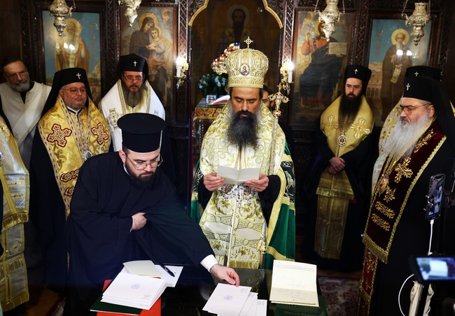 Браницкият епископ Пахомий e новият Видински митрополит, той бе избран с пълно единодушие от 14 гласа