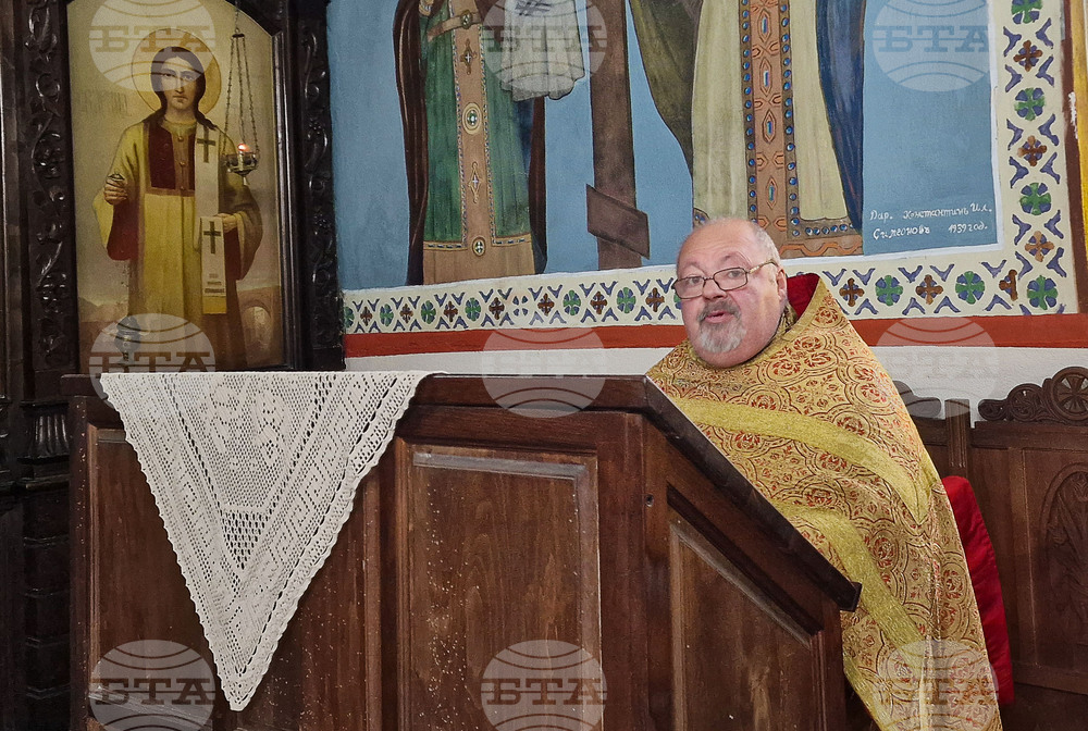 Да унищожим гордостта, която се корени в нас, и да последваме примера на евангелския митар, каза протойерей Светослав Светославов в Кубрат