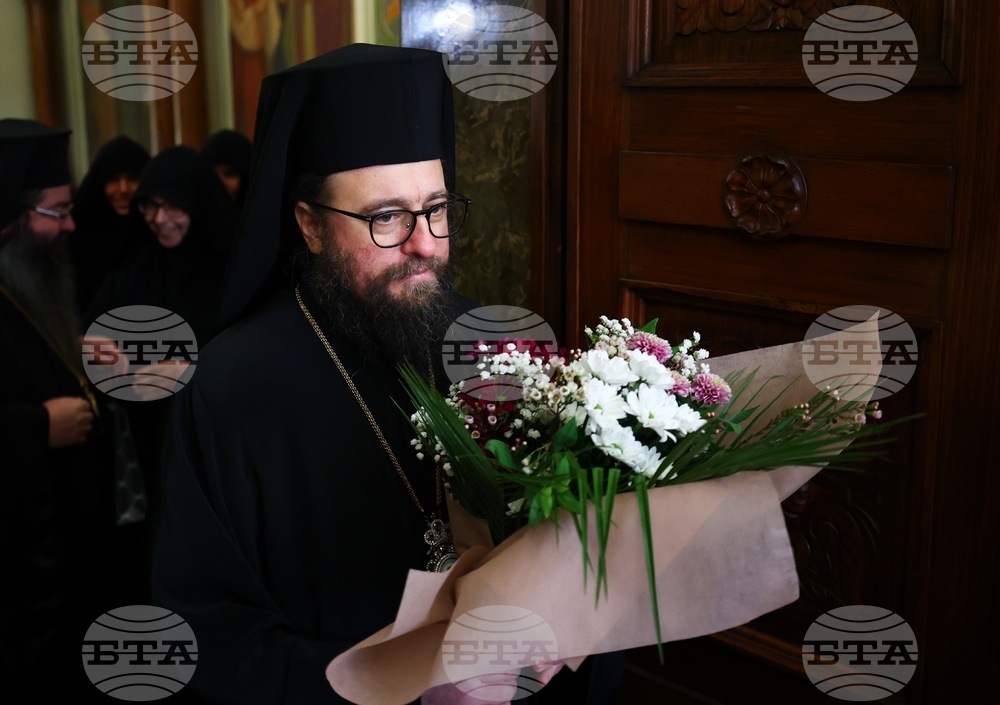 Смирението, благочестието и духовната ревност на новоизбрания Видински митрополит Пахомий го правят достоен да бъде светилник за епархията, смятат миряни от Видин