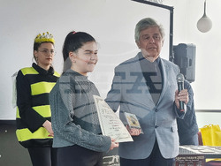 Плевен - конкурс за детска рисунка - пчеларство