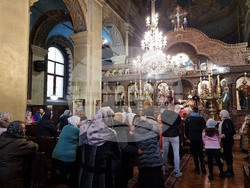 Ямбол - храм „Св. Николай Чудотворец" - неделна литургия и проповед