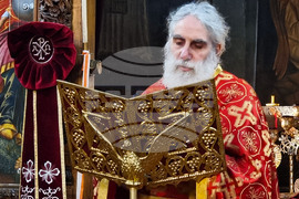 Ямбол - храм „Св. Николай Чудотворец" - неделна литургия и проповед