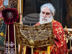 Ямбол - храм „Св. Николай Чудотворец" - неделна литургия и проповед