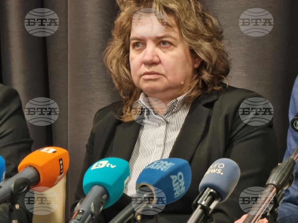 Очаква се в дневния ред на парламента да залегне откриването на процедури за номинации на регулаторите, каза Наталия Киселова
