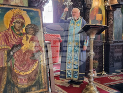 Шумен - църква „Свето Възнесение"  - неделна служба