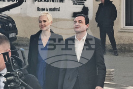 Косово - парламентарни избори - Албин Курти - гласуване