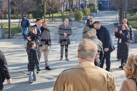 Косово - парламентарни избори - Люмир Абдиджику - гласуване 