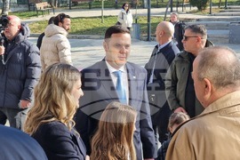 Косово - парламентарни избори - Люмир Абдиджику - гласуване 