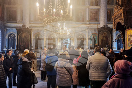 Плевен - храм „Света Параскева" - неделно богослужение