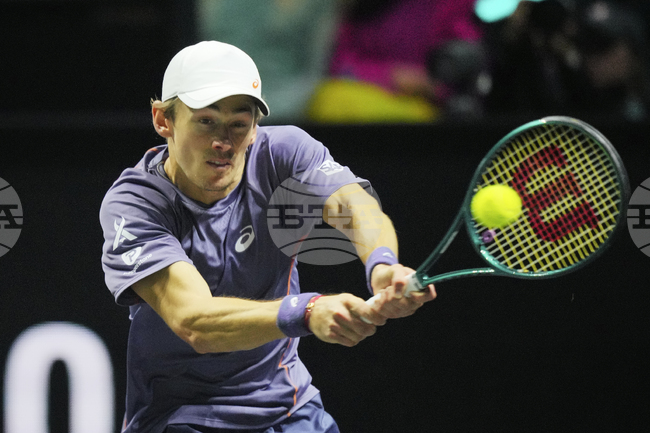 Алекс де Минор е последният участник в третия кръг на турнира "Мастърс" в Рим