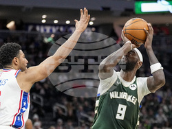 76ers Bucks Basketball