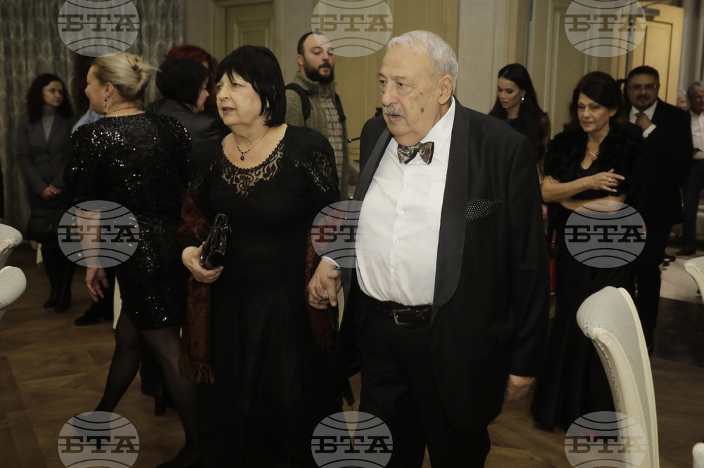 Иван Гарелов - книга - представяне