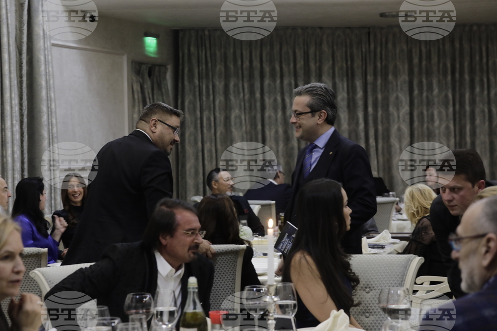 Иван Гарелов - книга - представяне