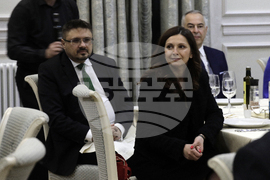 Иван Гарелов - книга - представяне