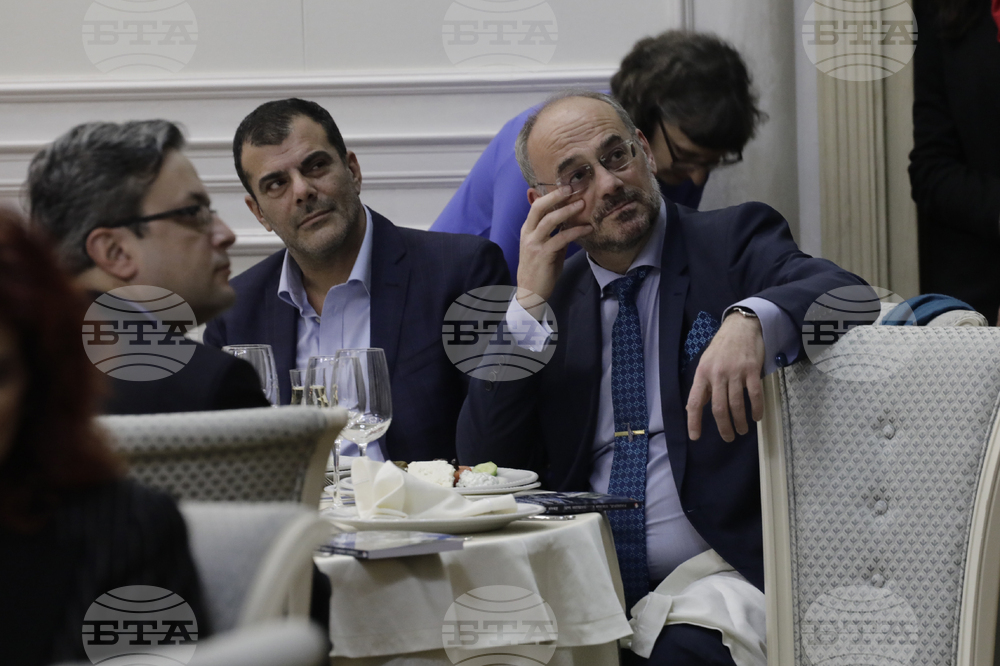 Иван Гарелов - книга - представяне