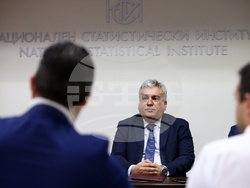 Национален статистически институт - „Възраждане“ - среща