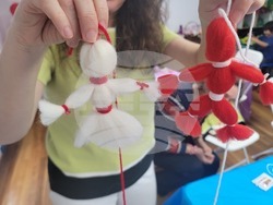 Работилничка за мартеници бе първото събитие в Българо-американския културен център в Атланта