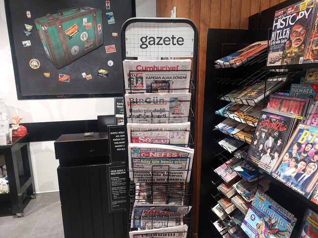 Известният турски журналист Фатих Алтайлъ е задържан заради коментари по адрес на президента 