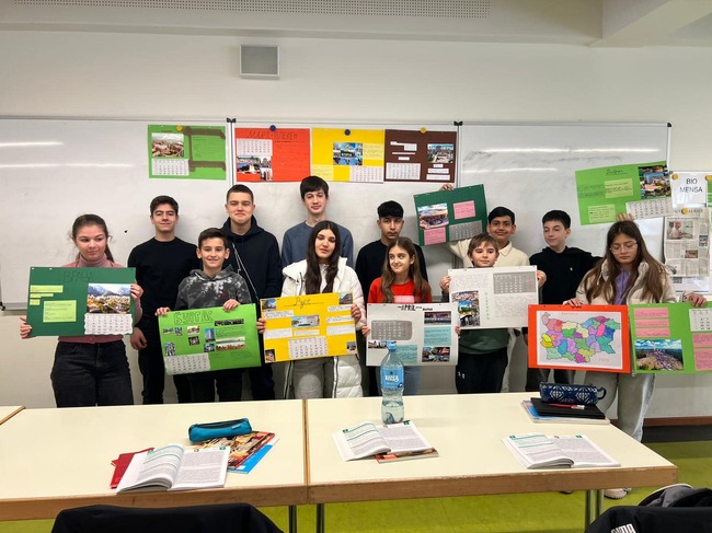 Календар, посветен на България, изработиха ученици от училище „Родна реч“ в град Бремен