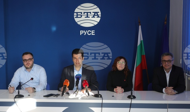 Русе не се възползва достатъчно от възможностите за икономическо развитие, които дава Шенген, каза Кирил Петков