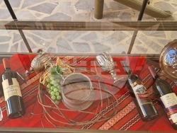 Разград - библиотека - изложба