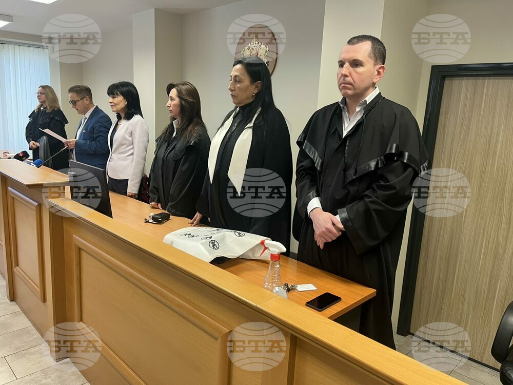 Новоизбрани съдебни заседатели положиха клетва в Районен съд-Петрич