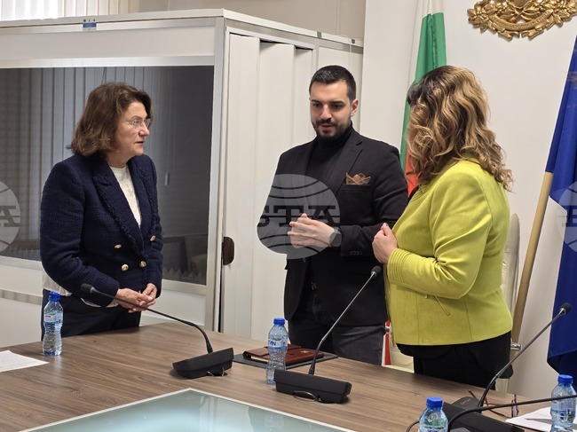 Нова специалност „Програмиране на изкуствен интелект“ се открива в професионална гимназия „Васил Левски“ в Мездра