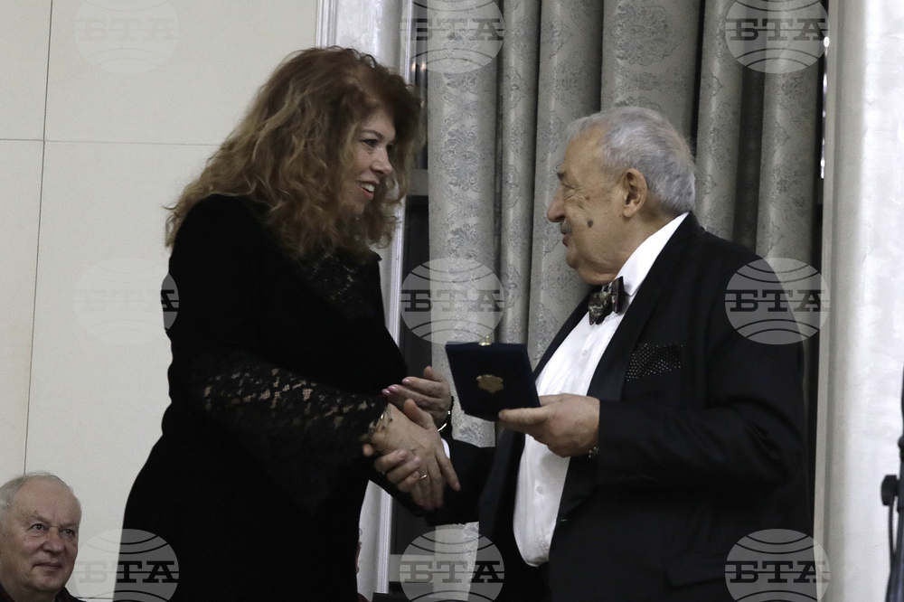 Иван Гарелов - книга - представяне