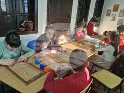 Търговище - детска група „Жарава“ - тъкане