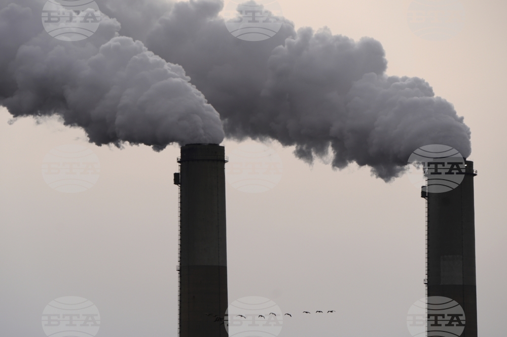 Емисиите на парникови газове в света са се увеличили миналата година предимно заради Индия и Китай, отчете ООН