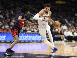 Spurs Wizards Basketball