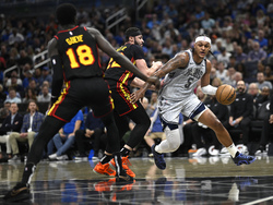 Hawks Magic Basketball