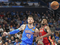 Pelicans Thunder Basketball