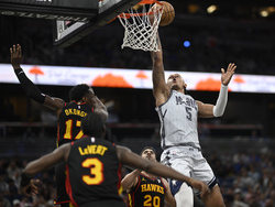 Hawks Magic Basketball