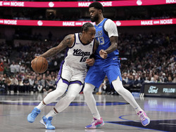 Kings Mavericks Basketball