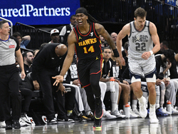 Hawks Magic Basketball